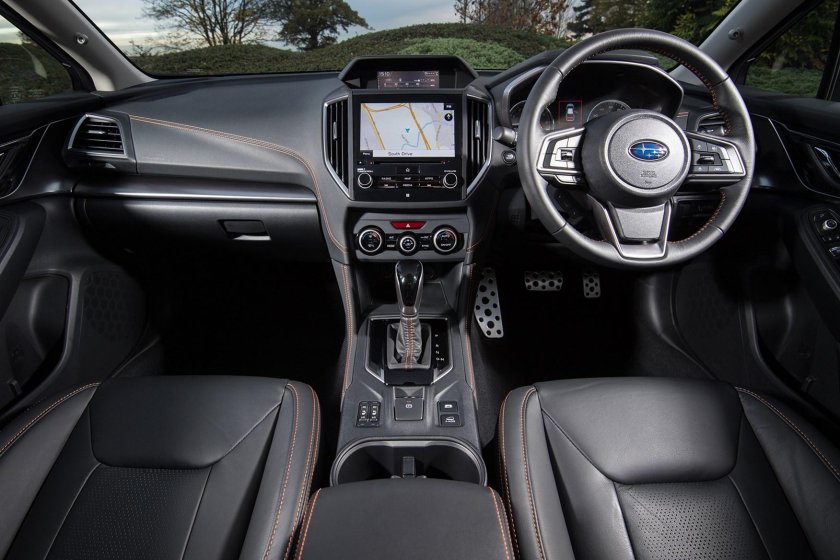 Субару XV 2018 салон