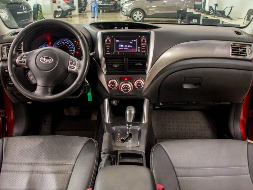 Субару форестер 3 2012