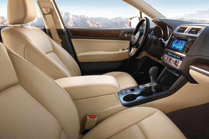 Subaru Outback 2022 салон