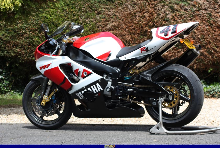 Yamaha YZF-r7 мотоцикл