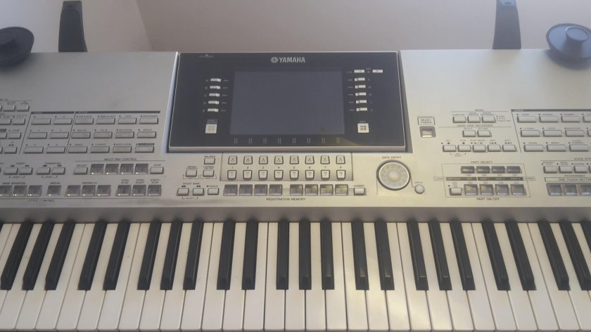Yamaha Tyros 2