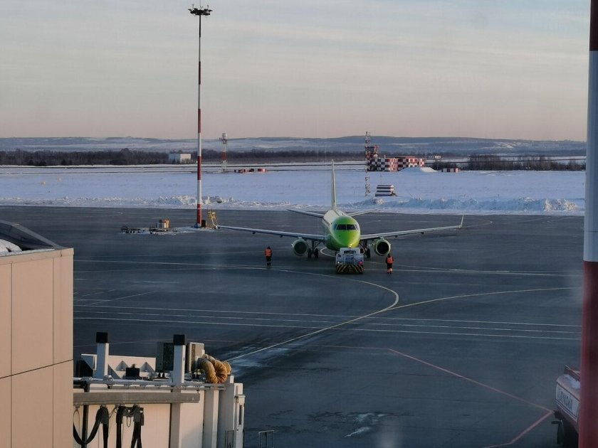 Boeing 737-900er Икар