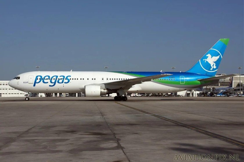 Боинг 737 900 Икар