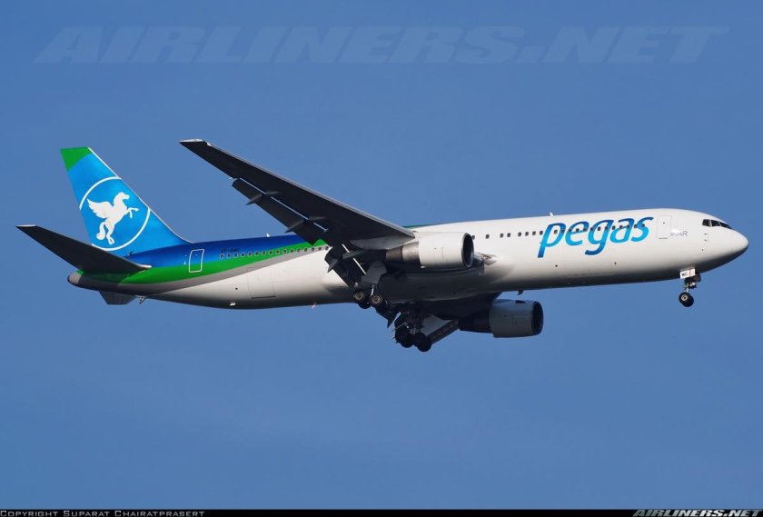 Пегас Флай 737-900