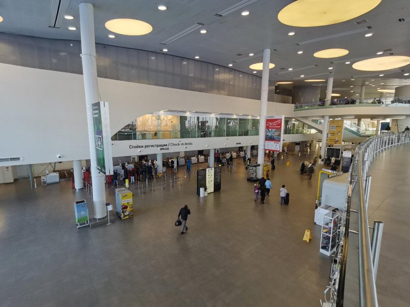 Пегас Флай 737-900