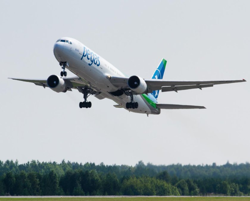 Боинг 737 Pegas Fly