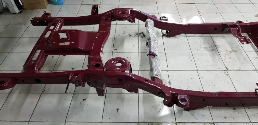 Chevrolet Suburban рама