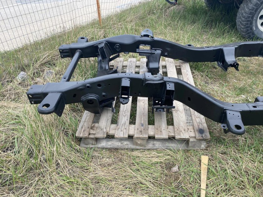 Рама Тахо 900