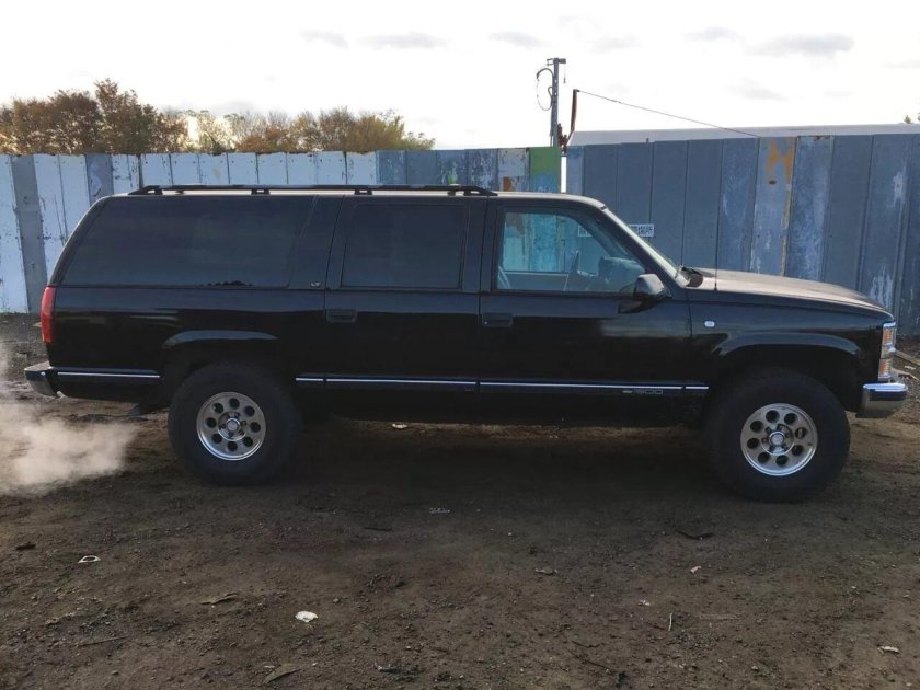 Chevrolet Suburban gmt400