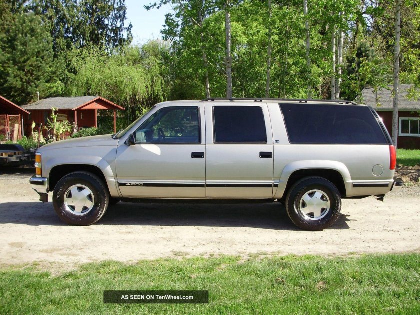 Chevrolet Suburban 1999