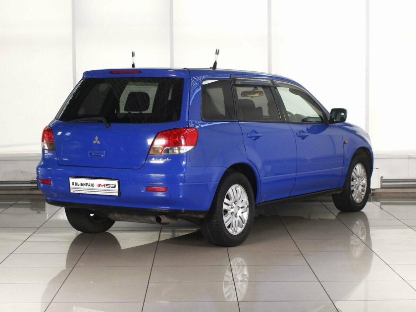 Mitsubishi airtrek 2001