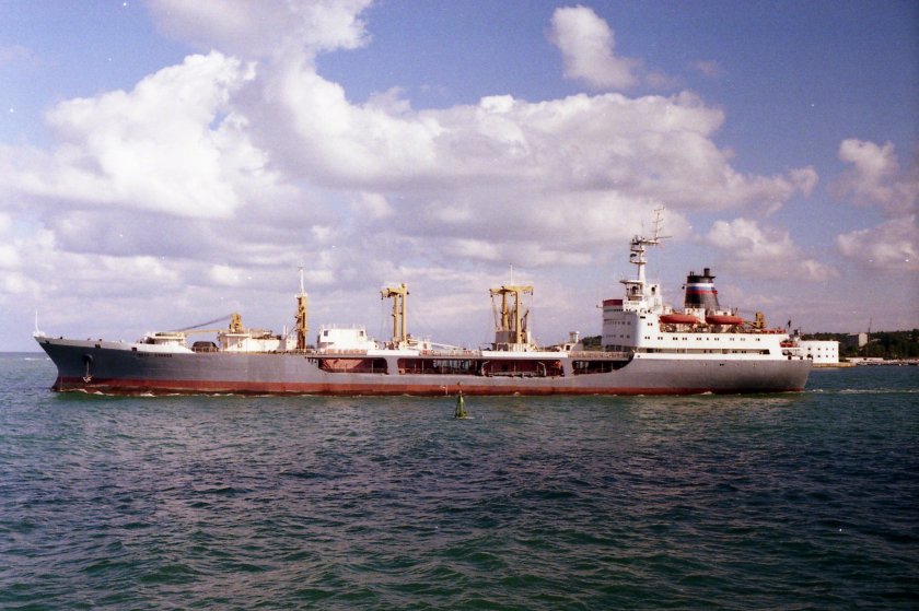 Борис Бутома танкер