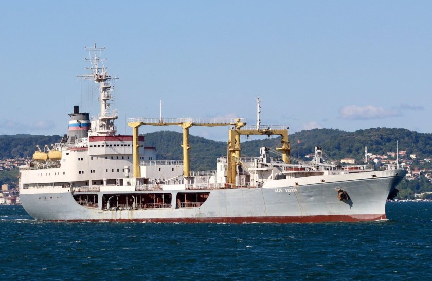 Морской танкер "Сергей Осипов"