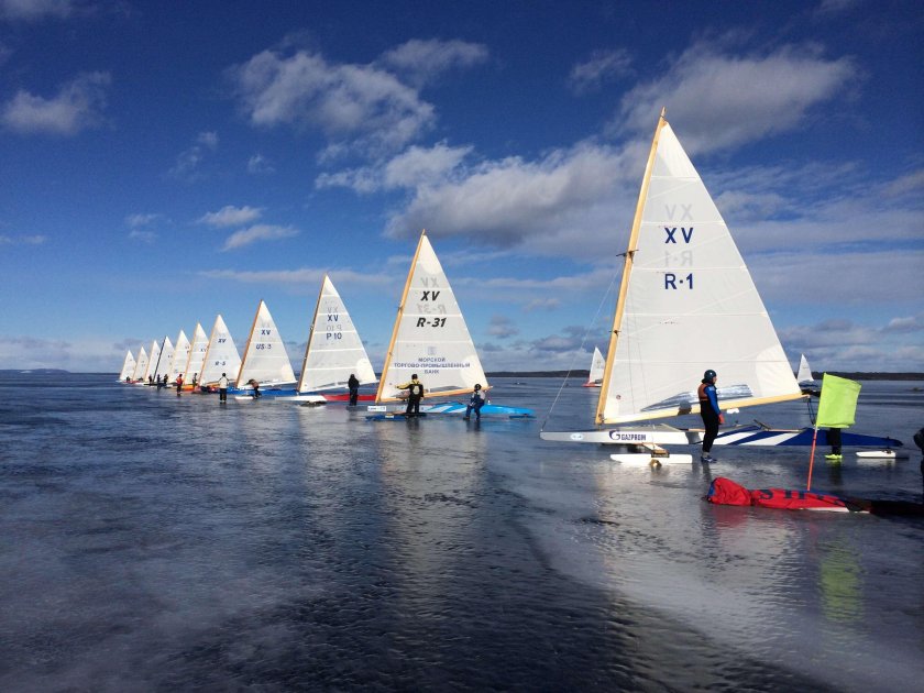 Буер монотип XV