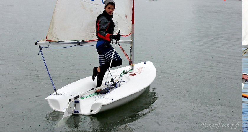 Швертбот Луч 2