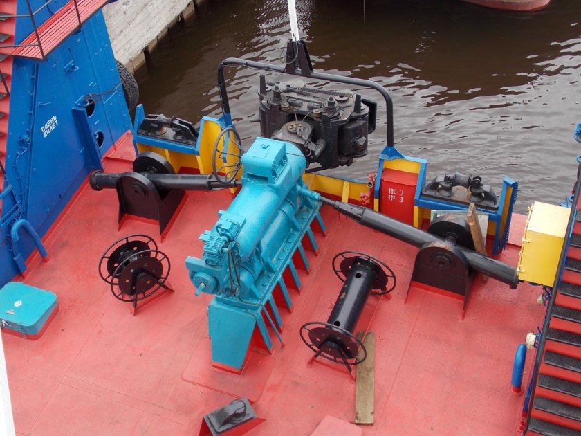 Буксир толкач типа БТП