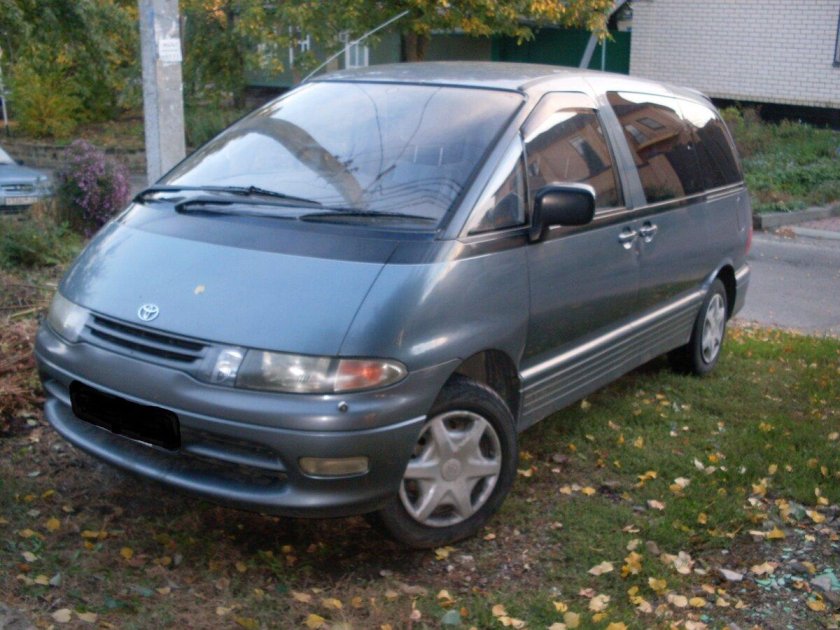 Тойота Эстима Люсида 1992