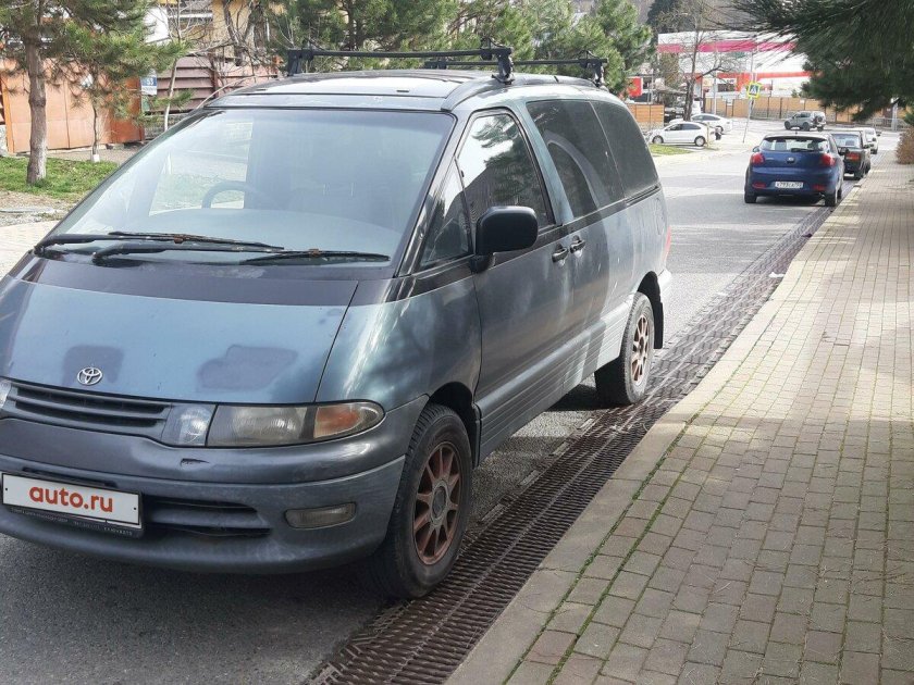 Тойота люсида эстима