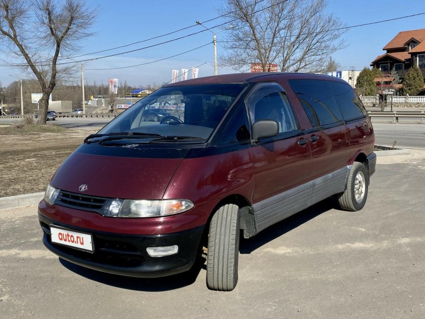 Тойота Эстима Люсида 1993