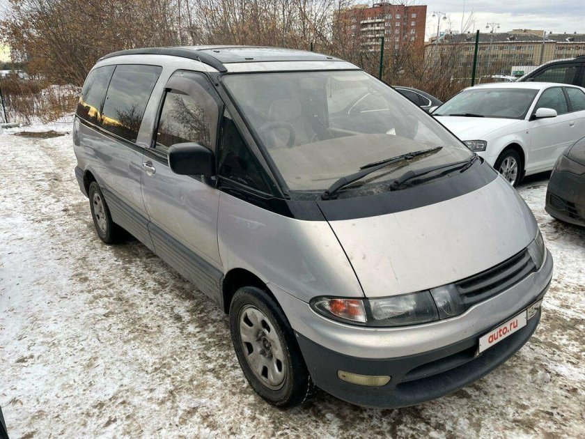 Тойота Эстима Люсида 1993