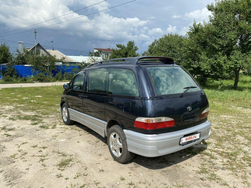 Тойота Люсида