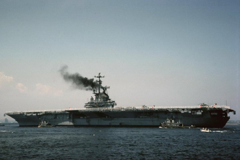 Авианосная ударная группа сша