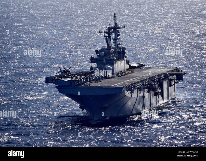 Десантный корабль Wasp