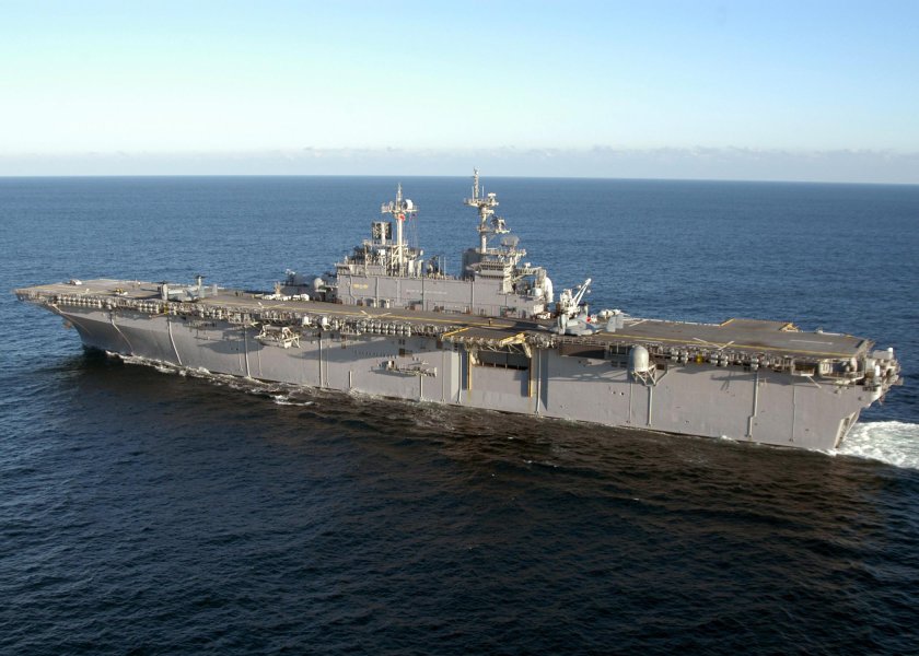 Десантный корабль Wasp