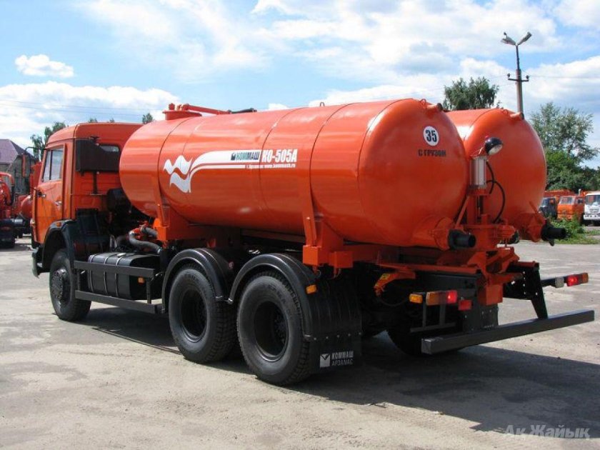 Ко-505б вакуумная машина КАМАЗ-65115