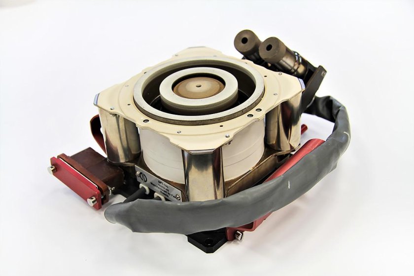 Стационарный плазменный двигатель СПД-70