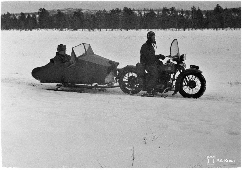Финские мотосани