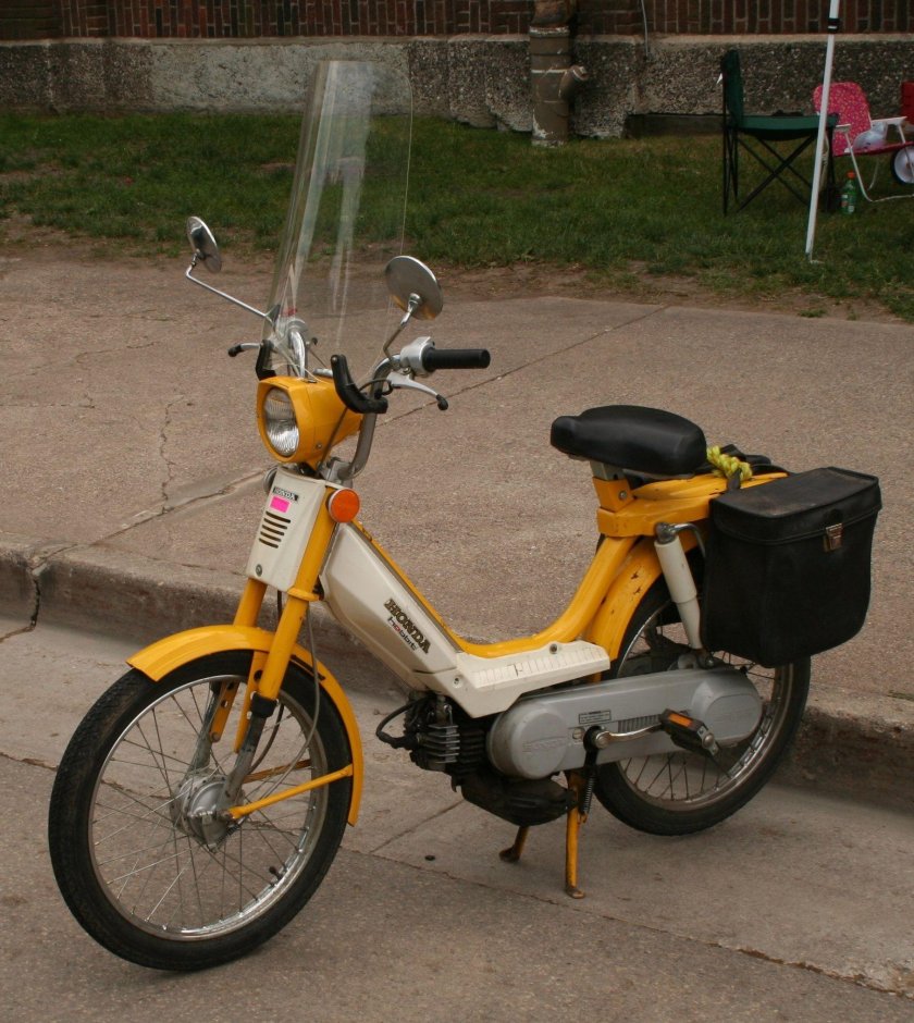 Мопед педальный Puch e50