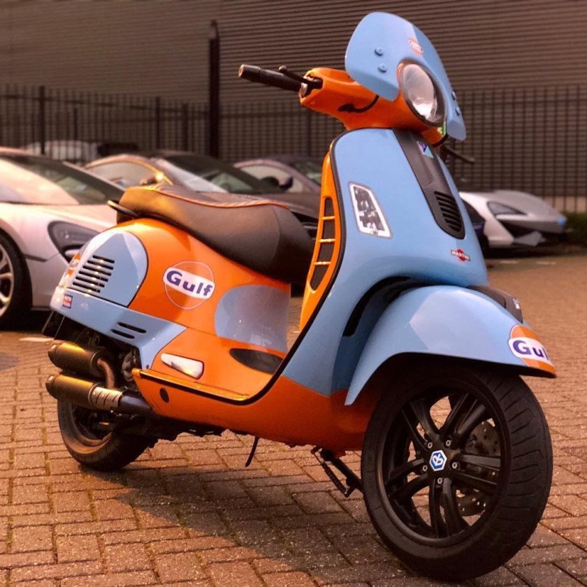 Скутер Vespa 125