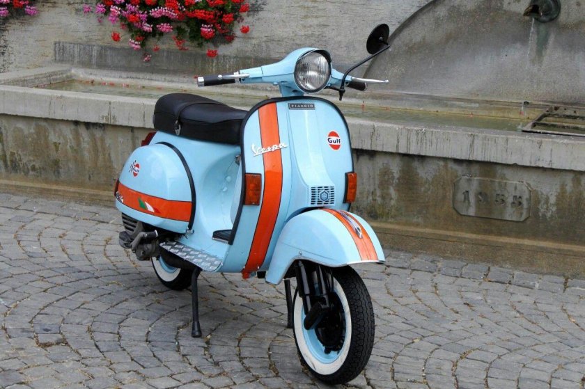 Веспа мотороллер 2022