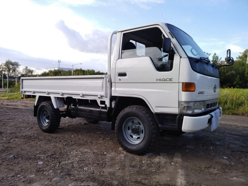 Toyota Хайс 1989 грузовик