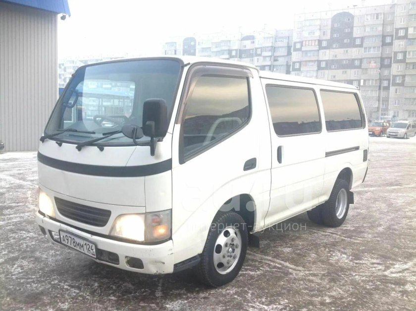 Тойота Тойоайс 4вд