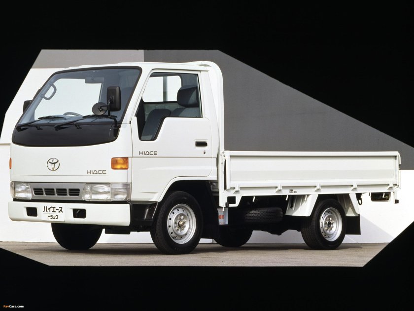 Toyota Hiace бортовой грузовик