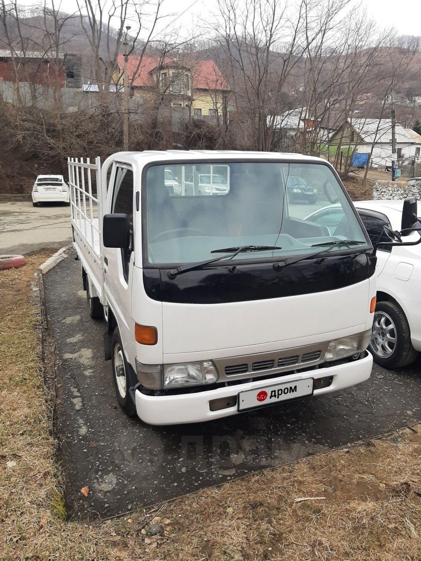 Тойота Хайс бортовой