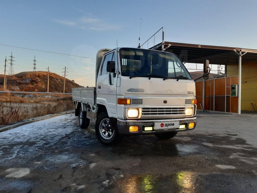 Тойота Хайс грузовой бортовой