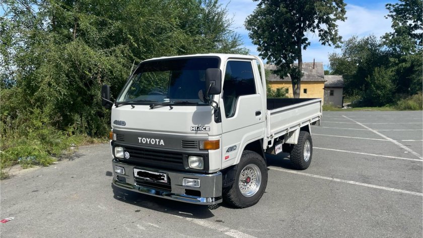 Тойота хайс грузовой бортовой