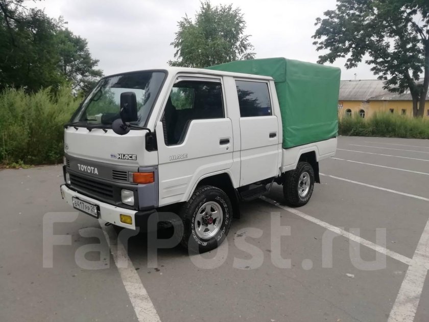 Тойота Хайс грузовик двухкабинный