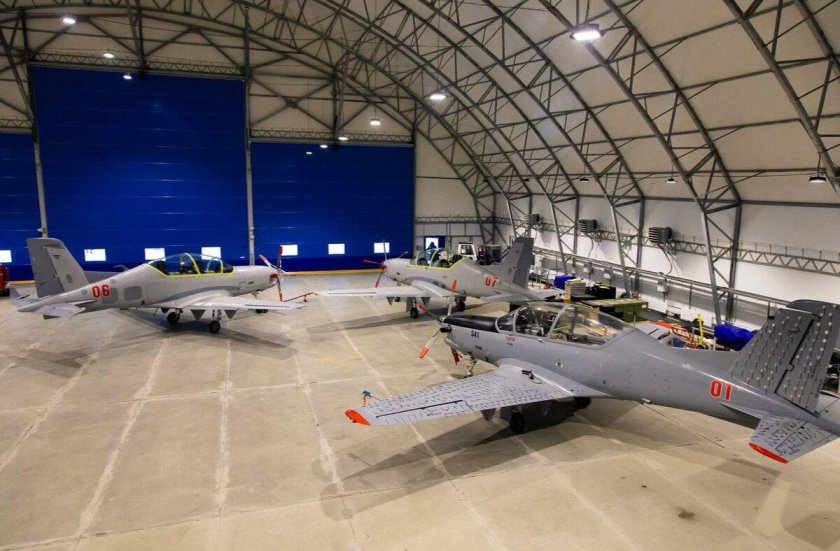 Утс 800 самолет узга