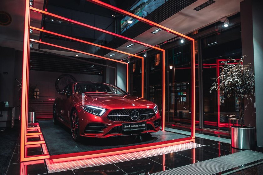 Garage Mercedes-Benz