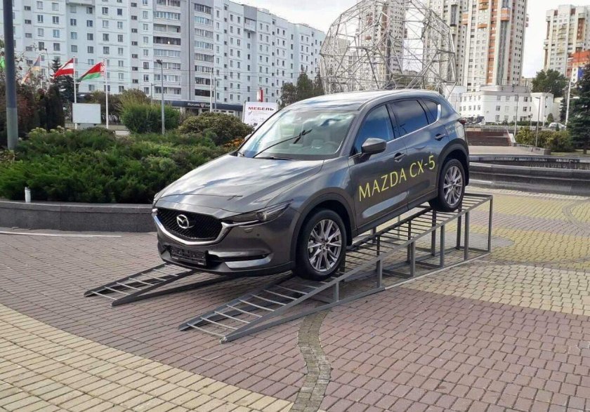 Подиум для автомобиля