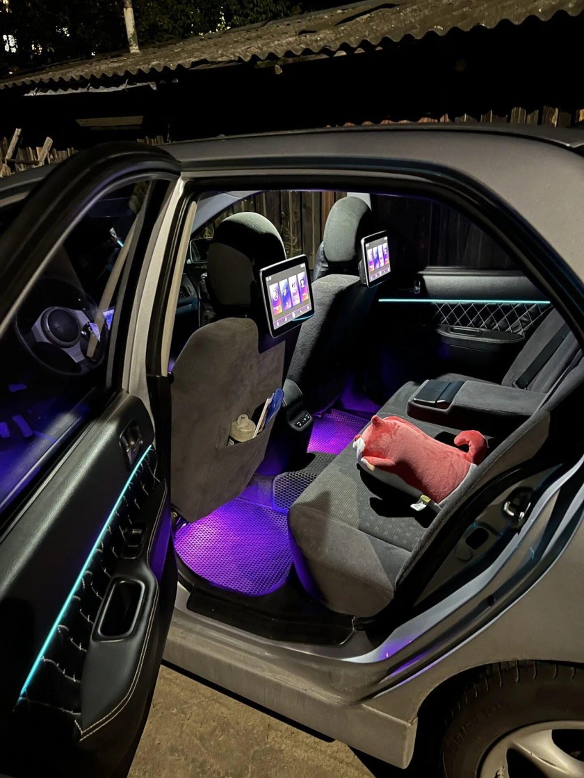 Подсветка салона