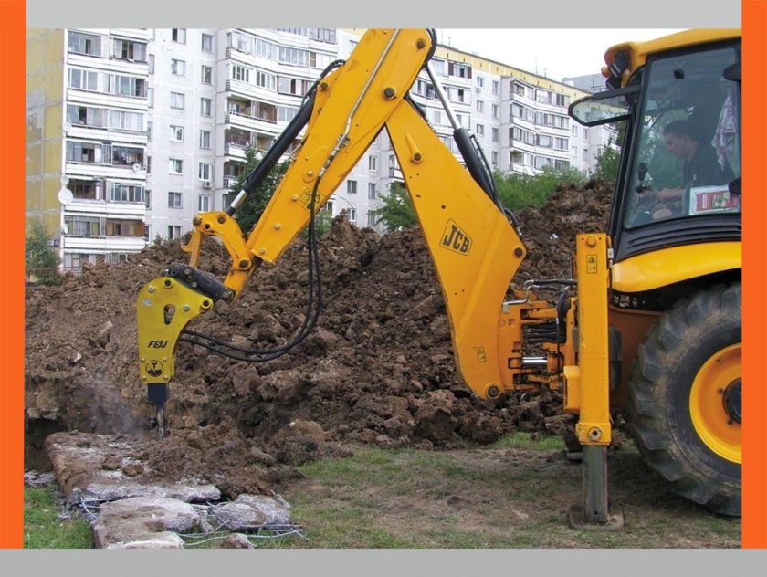 Экскаватор с гидромолотом JCB 3cx