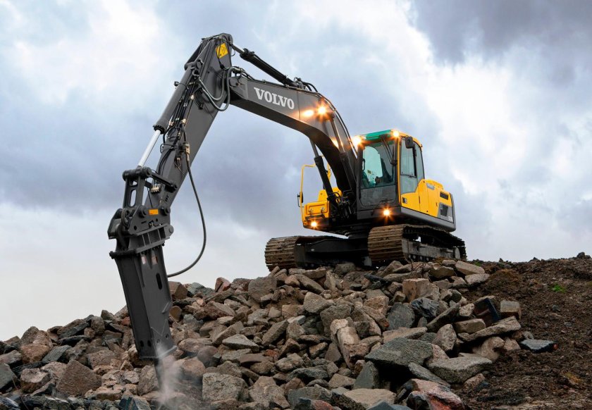 Экскаватор Volvo ec220dl