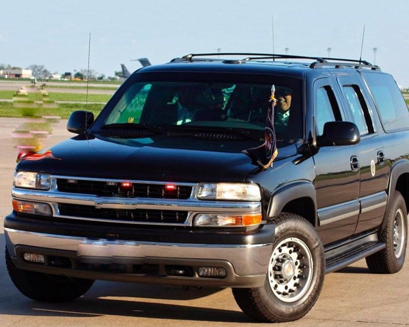 Chevrolet Suburban gmt800