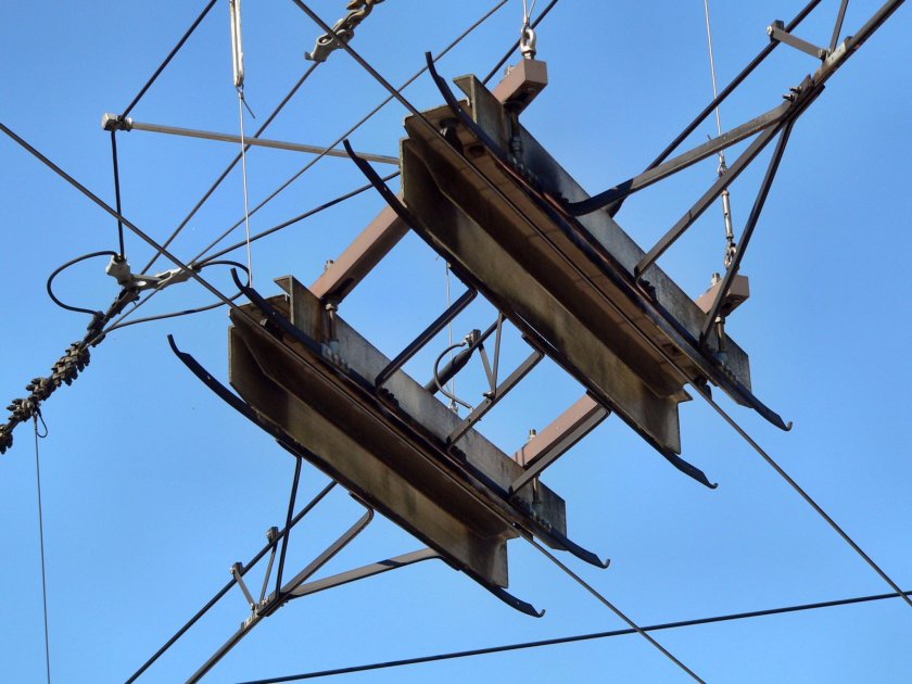 Изолятор контактной сети троллейбуса