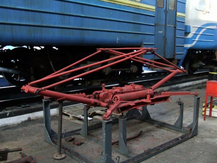 Токоприемника ТЛ-13у1